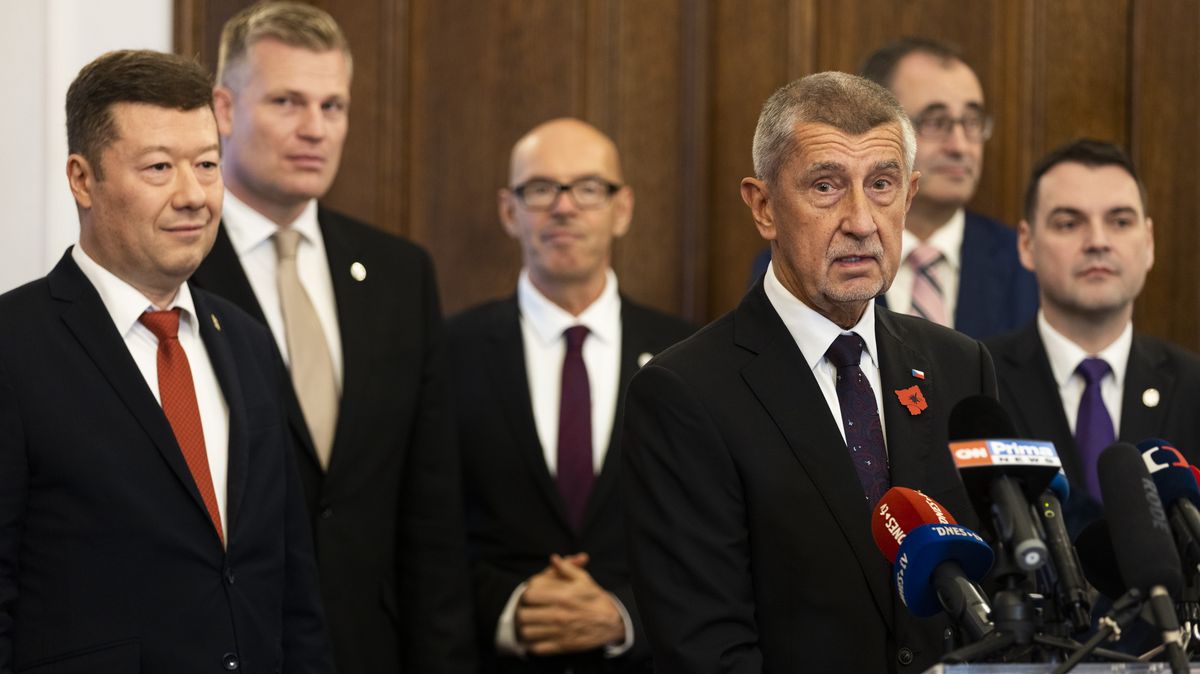 Koalice (ne)důvěry. Co dohody ukazují o Babišově vládním projektu